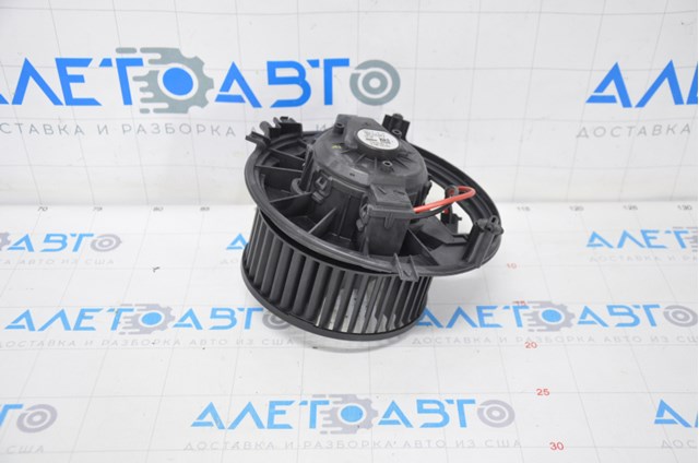 Мотор вентилятор печки audi a3 8v 15-20 5Q1819021H