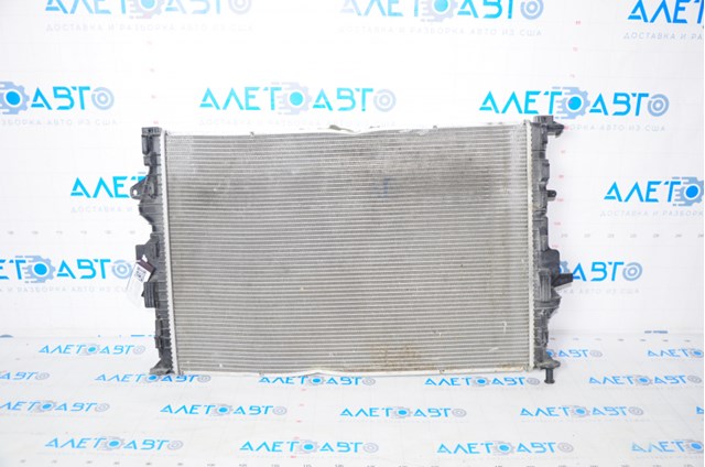 Радиатор охлаждения вода ford escape mk3 13-16 1.6t 2.0t 2.5 замят CV6Z8005B