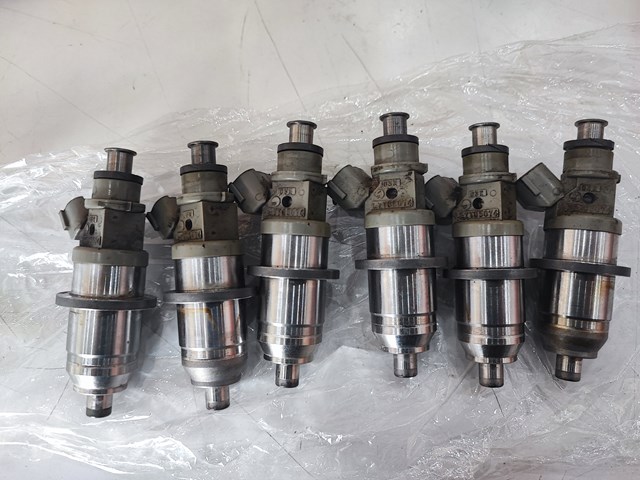 Форсунка дизельна в зборі, розпилювач + тримач 1465A012 MITSUBISHI