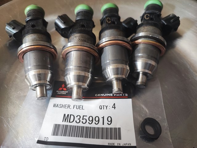 Форсунка інжектора E7T05071 MITSUBISHI