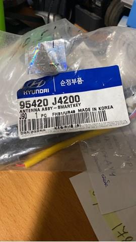 Антена автомобильна 95420J4200 HYUNDAI