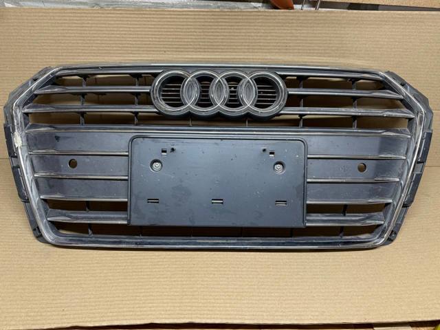 Облицювання радіатора 8W0853651BR VAG