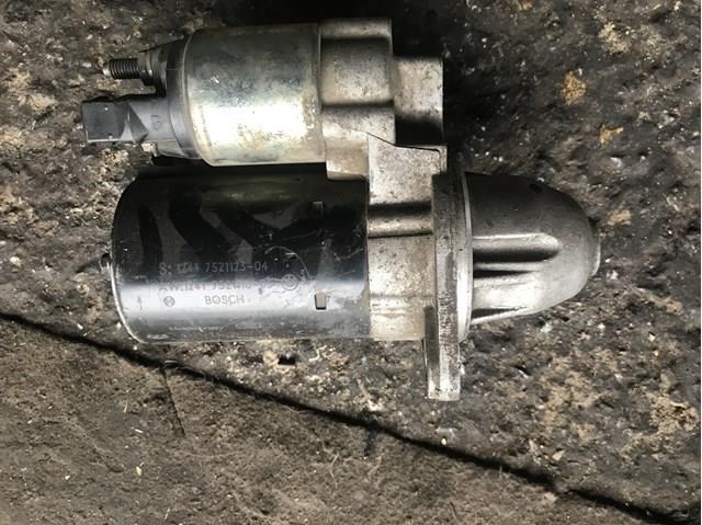 Стартер автомобільний 0001107424 BOSCH