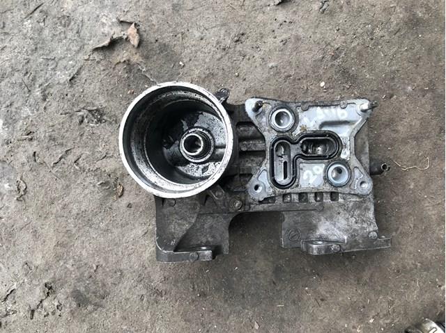 Корпус масляного фільтра 1560951010 TOYOTA