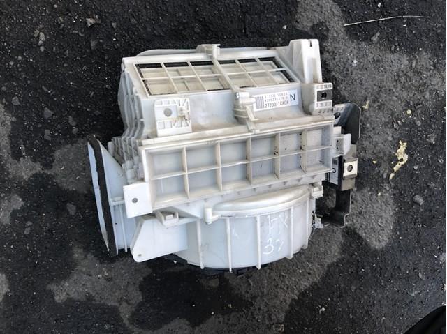 Корпус вентилятора пічки (опалювача салону), в зборі 272001CA0A NISSAN
