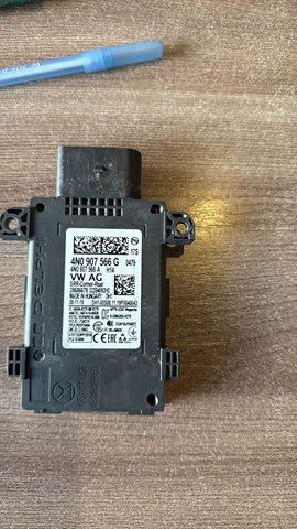 Датчик контролю мертвої зони, задній 4M0907566G VAG