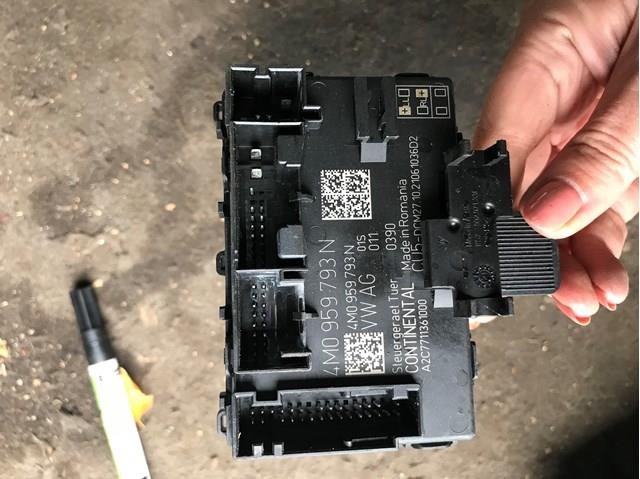 Блок комфорту передніх дверей 4M0959793N VAG