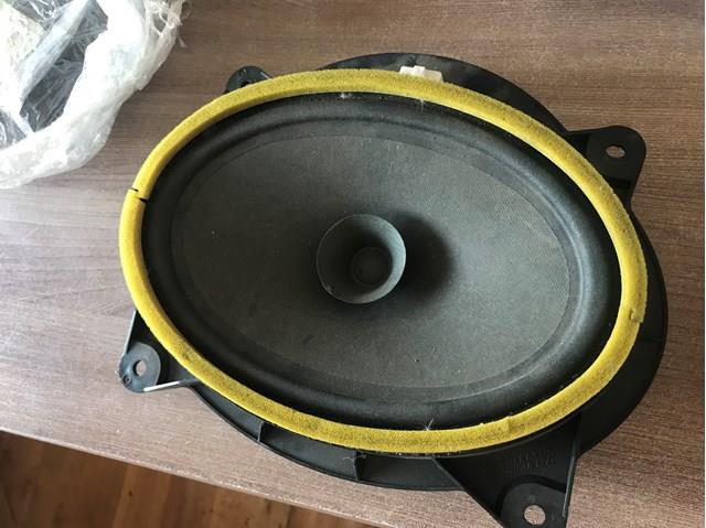 Динамік передньої двері 86160AA440 TOYOTA