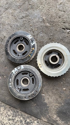 Шків колінвала (демпфер ) LF9411400 MAZDA