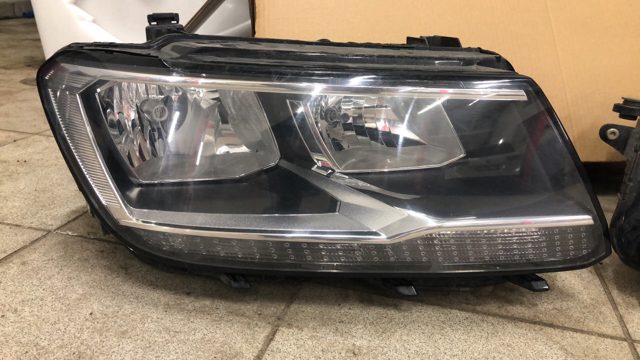 Фара основна права Volkswagen Tiguan Allspace 