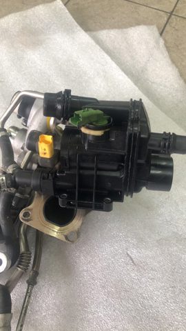 Корпус термостата 9812131480 PEUGEOT