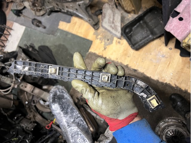 Лівий кронштейн кріплення бампера заднього 71598SWAA01 HONDA