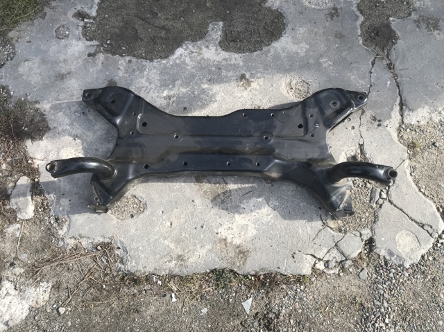 Балка передньої підвіски, підрамник MN100292 MITSUBISHI