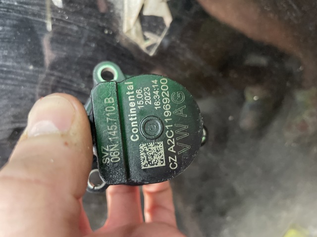 Клапан надувочного повітря 06N145710B VAG