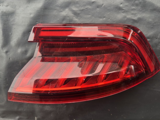 Стоп задній 4M8945070C VAG