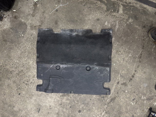 Щит запобіжний 80C863821 VAG