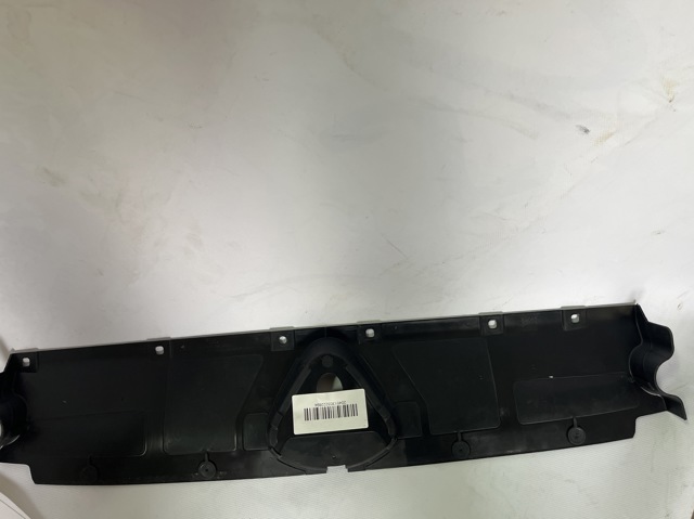 Захист замку капота 8Y0121285 VAG