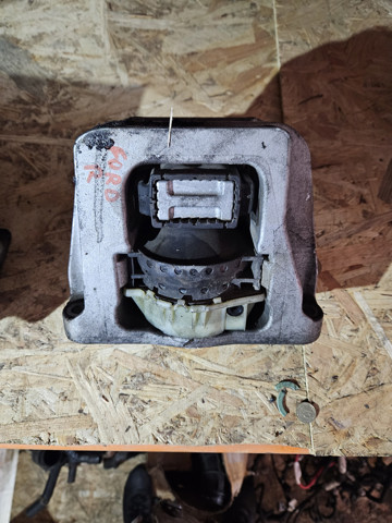 Права подушка двигуна GK216F012CC FORD