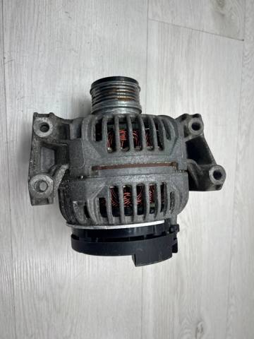 Авто генератор 0124525017 BOSCH