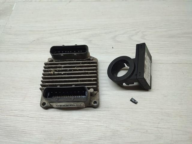 Комп'ютер двигуна 09355929 OPEL