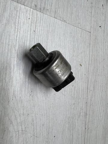 Датчик абсолютного тиску кондиціонера 90359991 GM
