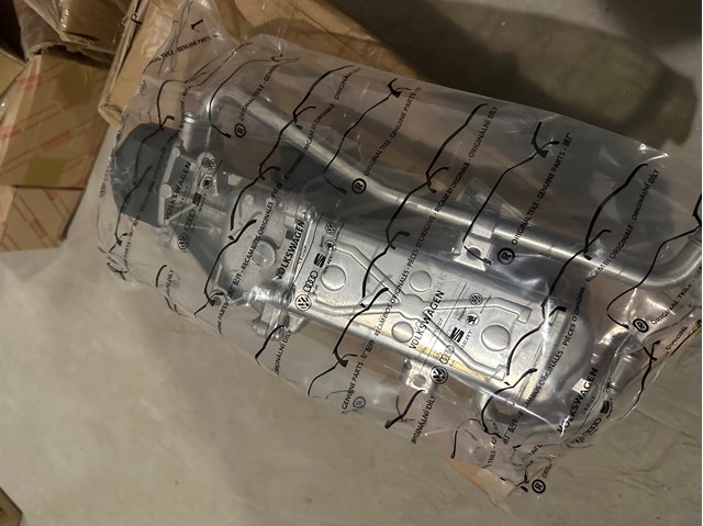 Радіатор системи рециркуляції ОГ 03L131512DP VAG
