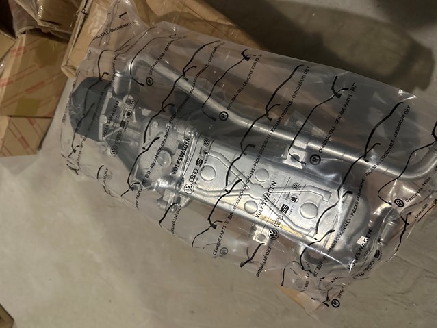 Радіатор системи рециркуляції ОГ 03L131512DP VAG