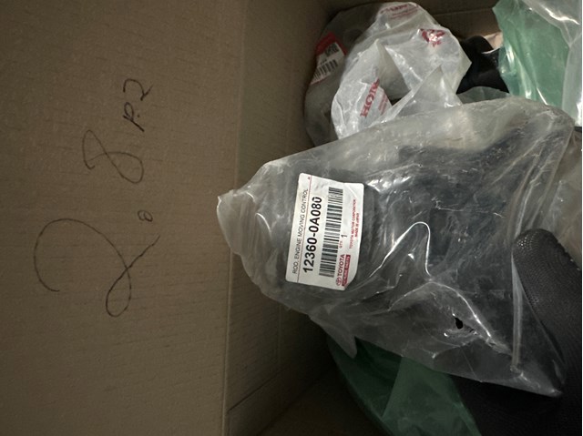 Передня опора двигуна 123600A080 TOYOTA
