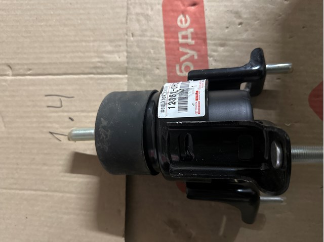 Подушка передньої опори двигуна 123610H030 TOYOTA