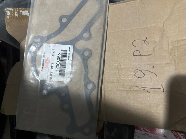 Прокладка водяної помпи 1300A056 MITSUBISHI