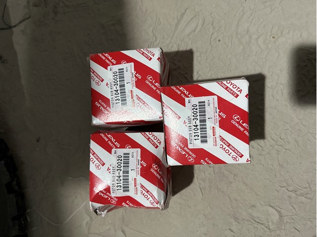 Поршень з пальцем без кілець, 3-й ремонт (+0,75) 1310430020 TOYOTA