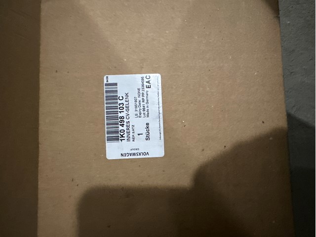 ШРУС внутрішній, передній 1K0498103C VAG
