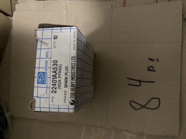 Свічки 22401AA530 SUBARU