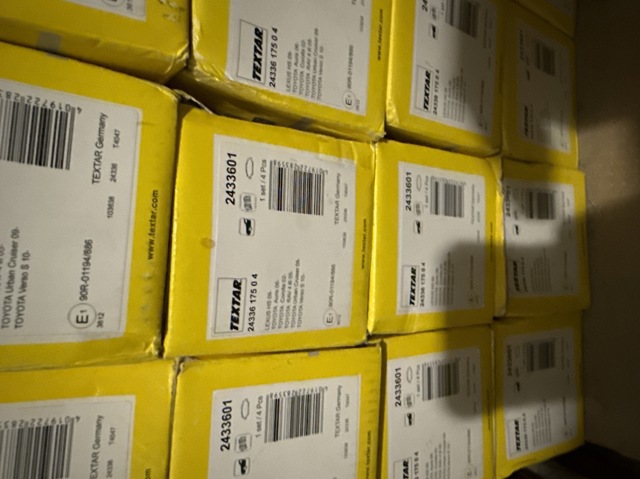 Гальмівні колодки 2433601 TEXTAR