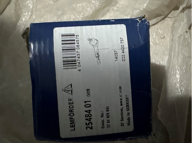 Наконечник рульової тяги, зовнішній 2548401 LEMFORDER