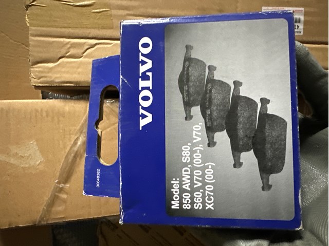 Колодки гальмові задні, дискові 31445622 VOLVO
