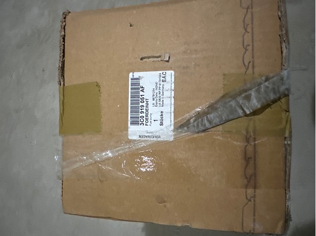 Насос занурювальний в баці 3C0919051AF VAG