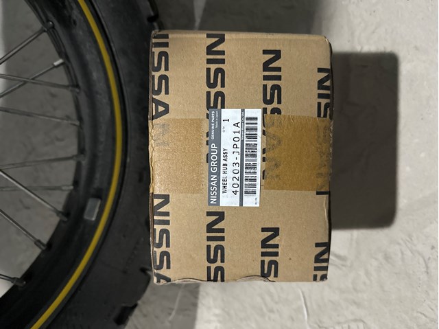 Маточина переднього колеса 40203JP01A NISSAN