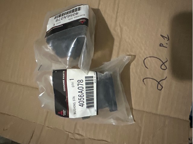 Втулка стійки переднього стабілізатора 4056A078 MITSUBISHI