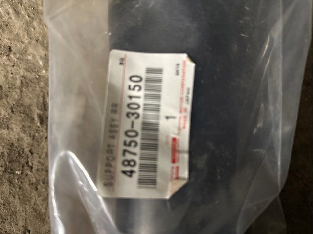 Опора амортизатора 4875030150 TOYOTA