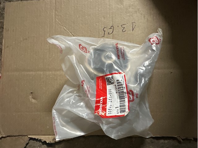 Передня опора двигуна 50840S5A000 HONDA