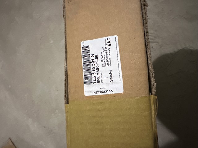 Гальмо дискове переднє 7L6615301N VAG