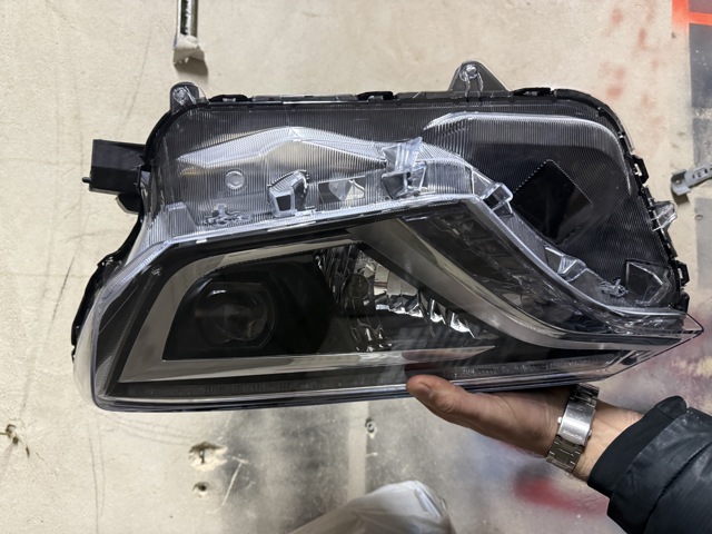 Оптика Тойота Рав 4 4