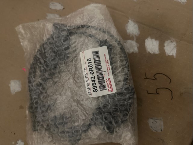 Передній правий датчик абс 895420R010 TOYOTA