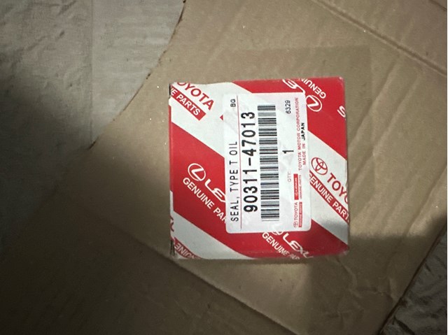 Сальник півосі переднього моста 9031147013 TOYOTA