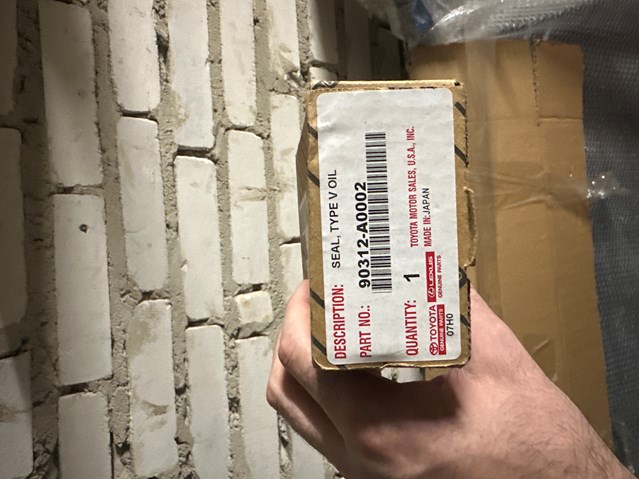 Сальник задньої маточини, зовнішній 90312A0002 TOYOTA