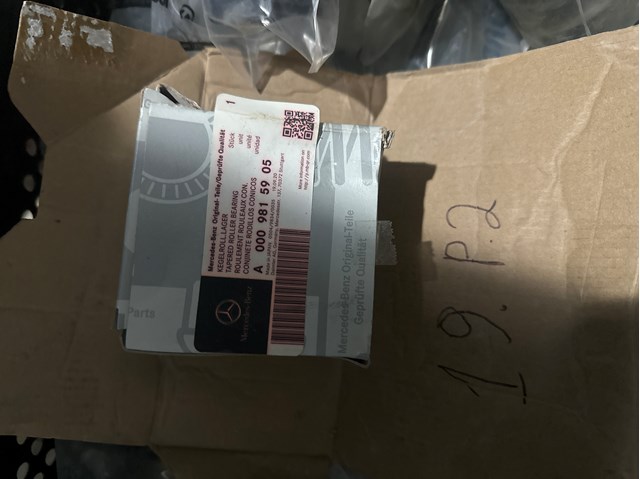 Підшипник маточини передньої, зовнішній A0009815905 MERCEDES