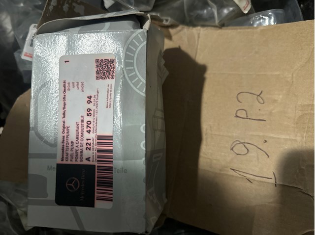 Насос паливний занурювальний A2214705994 MERCEDES