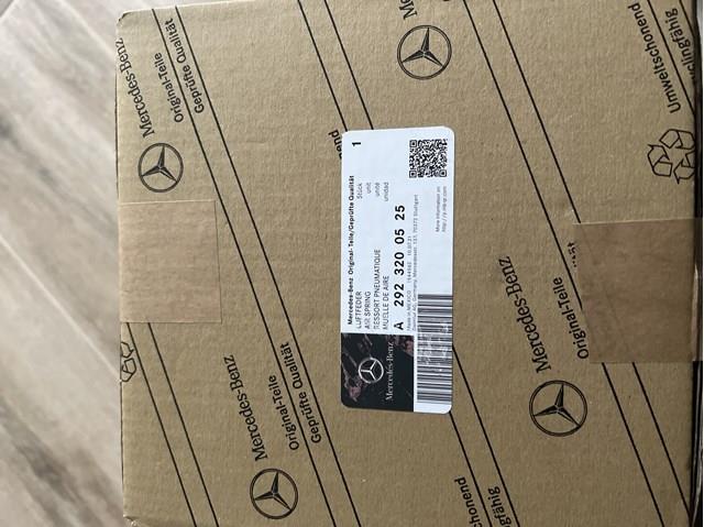 Пневморессора задня A2923200525 MERCEDES