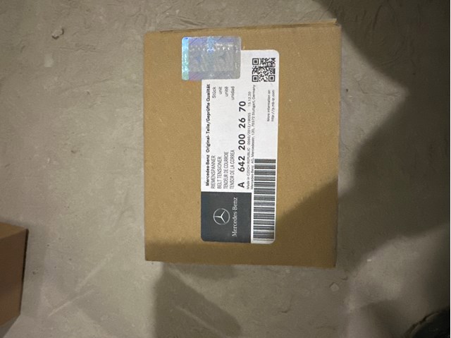 Натяжна планка поліклинового ременя A6422002670 MERCEDES